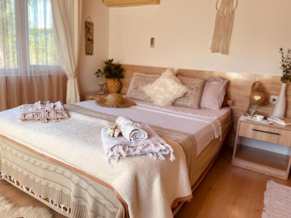 Oase Garden Hotel Чирали Экстерьер фото