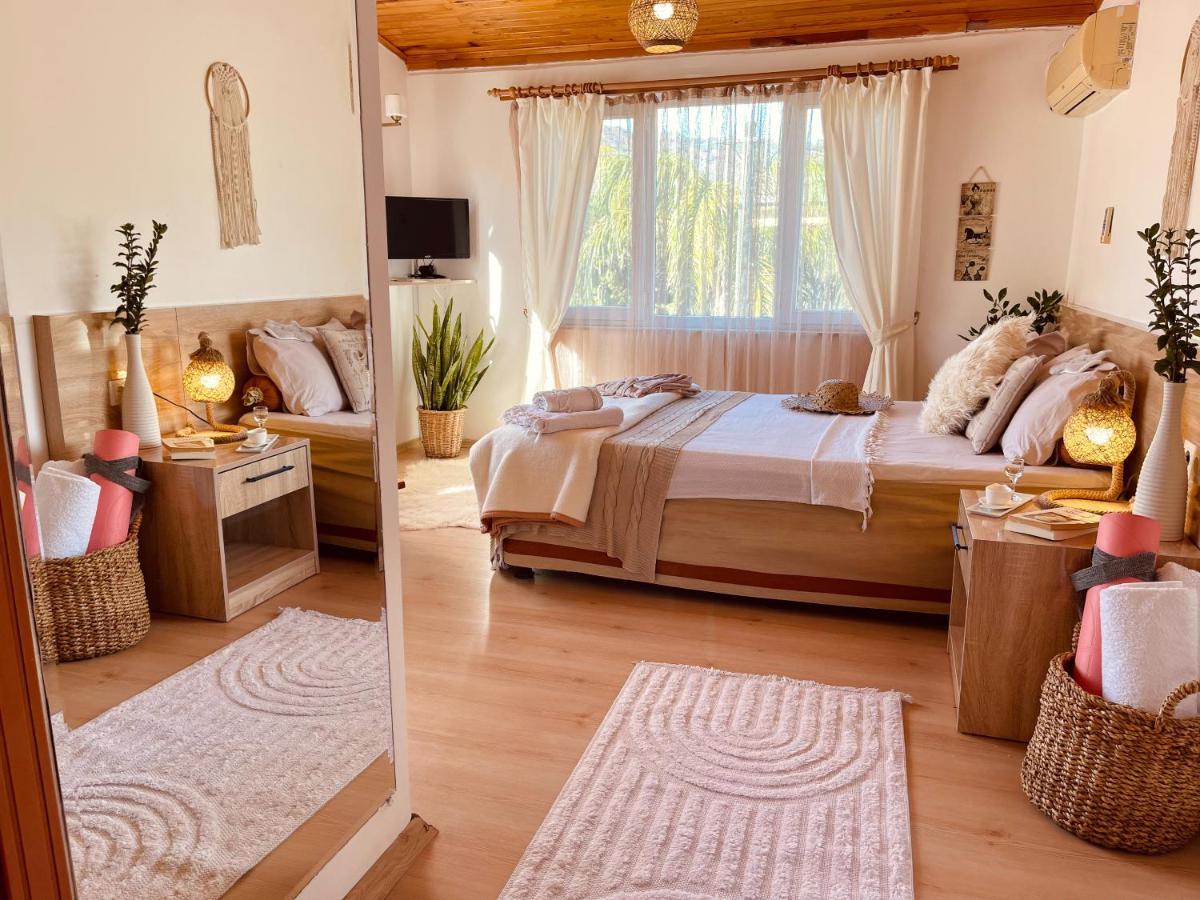 Oase Garden Hotel Чирали Экстерьер фото
