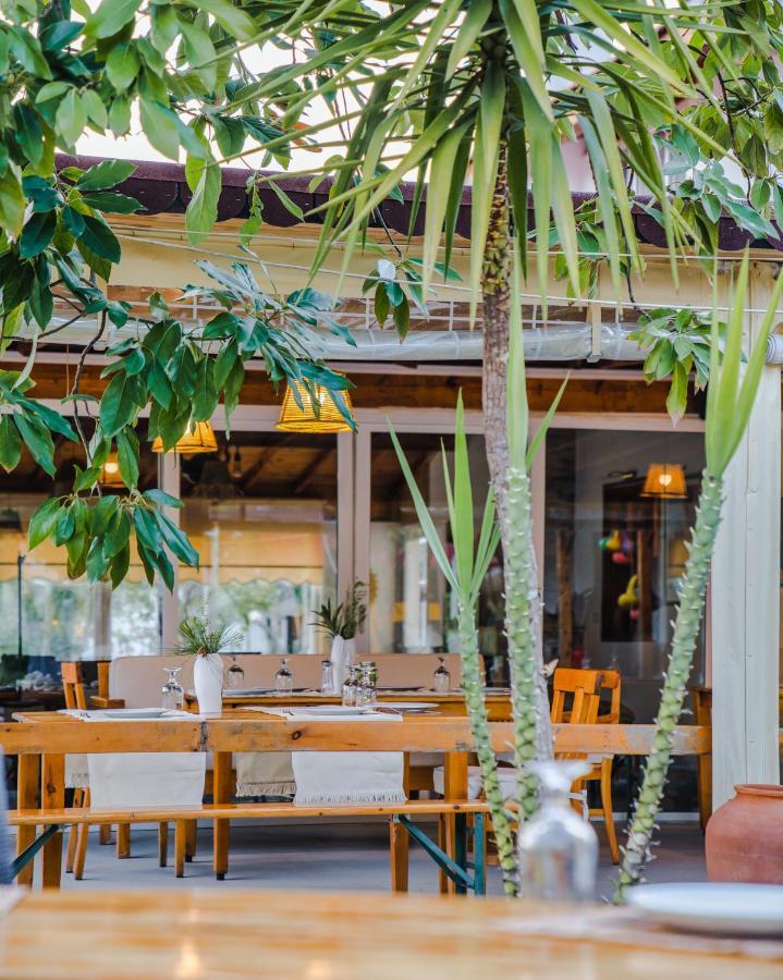 Oase Garden Hotel Чирали Экстерьер фото
